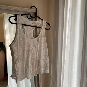 4 workout tank tops set